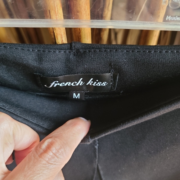 French Kiss Skorts! Black, Size Medium - Picture 2 of 3